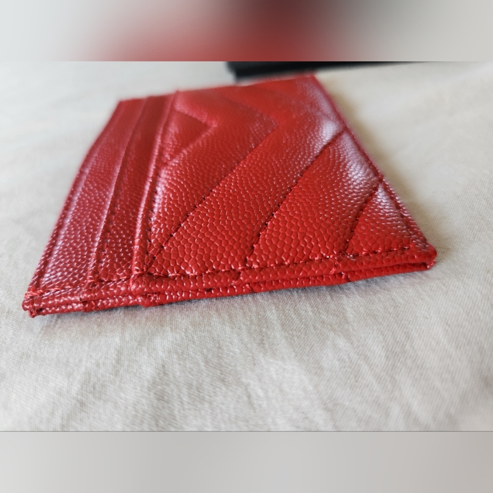 Red Cardholder With Box - Picture 6 of 10